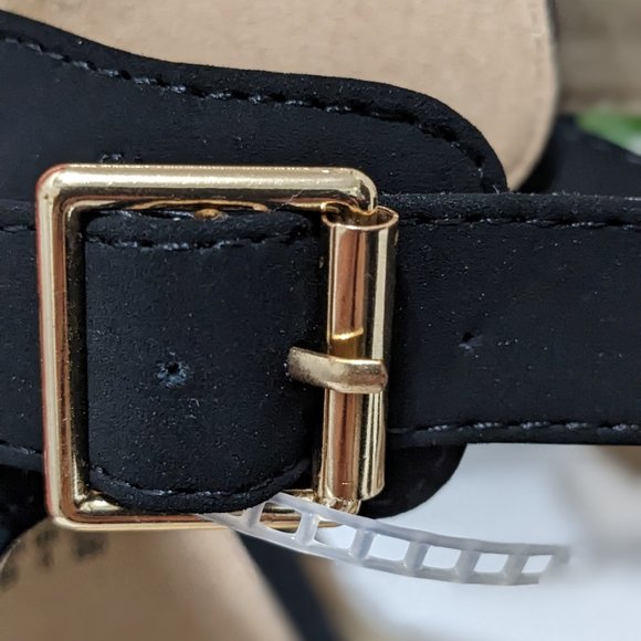 DREAM PAIRS Women's Low Heel Ankle Strap Pumps Suede Shoes Size 8 Black - Picture 8 of 8